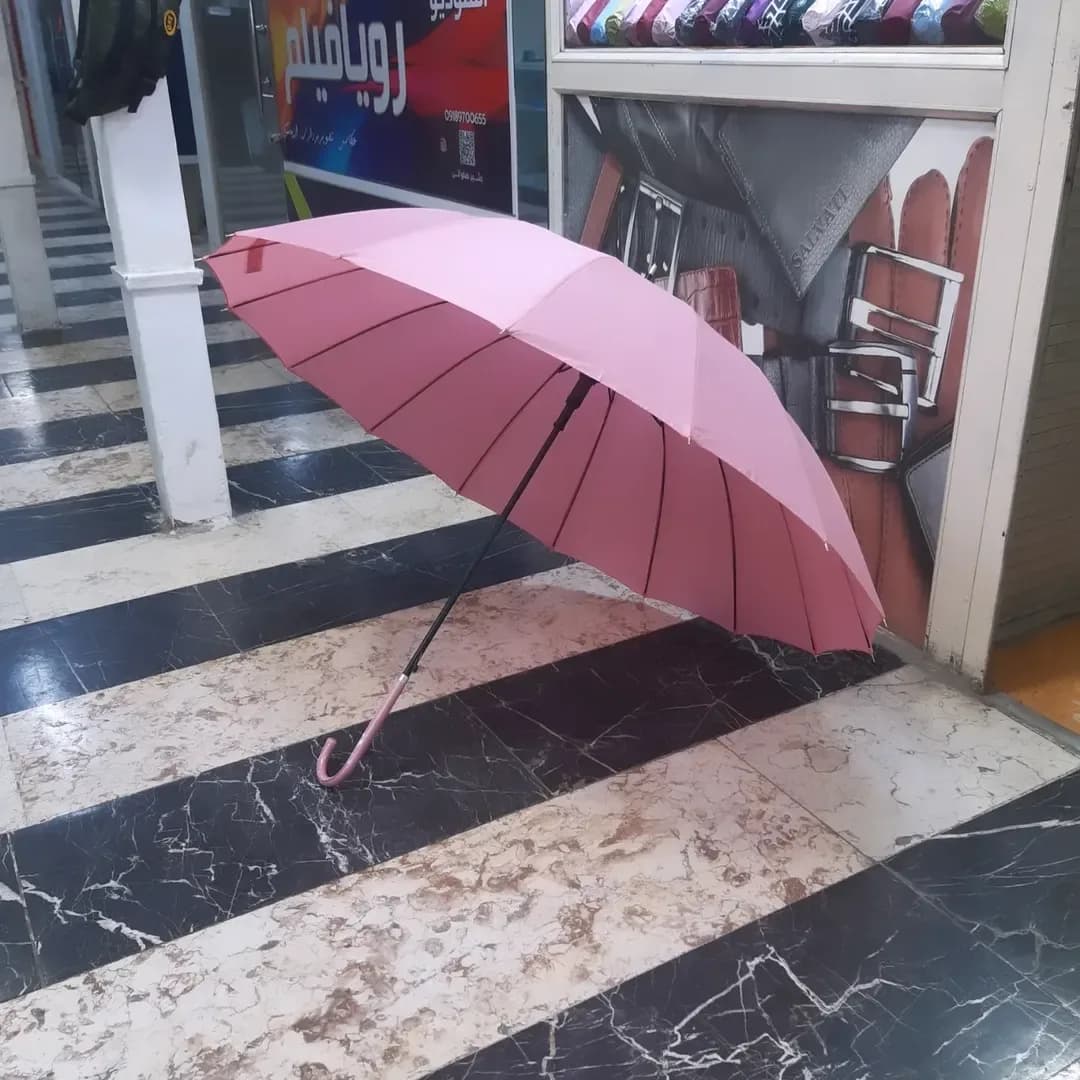 چتر ۱۶ فنر برزنت نانو لندن، رنگ صورتی، دستی، دسته خمیده