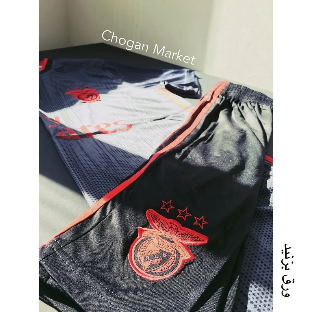 پیراهن و شورت دوم بنفیکا ۲۰۲۰