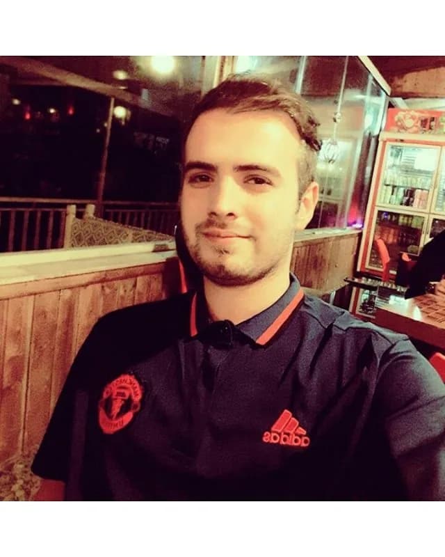 پولوشرت منچستریونایتد