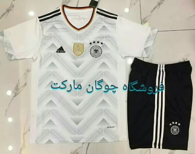 پیراهن و شورت تیم ملی آلمان