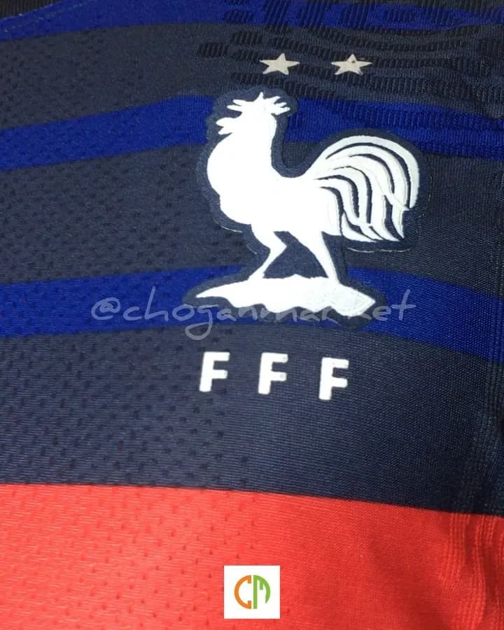 پیراهن ورژن پلیری تیم فرانسه، رنگ آبی، قرمز و سفید، طرح راهراه، آستین کوتاه، یقه گرد، جذب