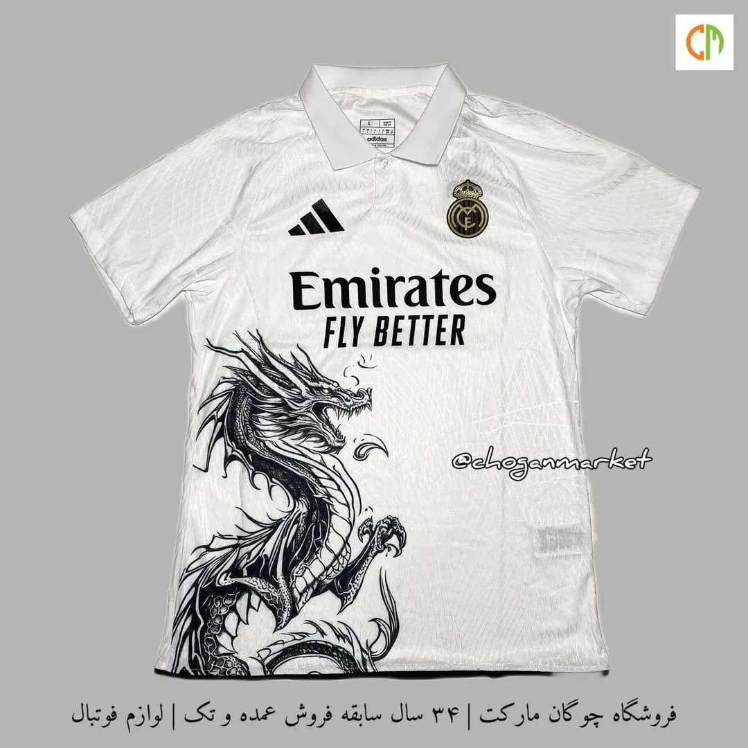 تیشرت پلیری دراگون سفید رئال مادرید ۲۰۲۵، رنگ مشکی، آستین کوتاه، یقه دار