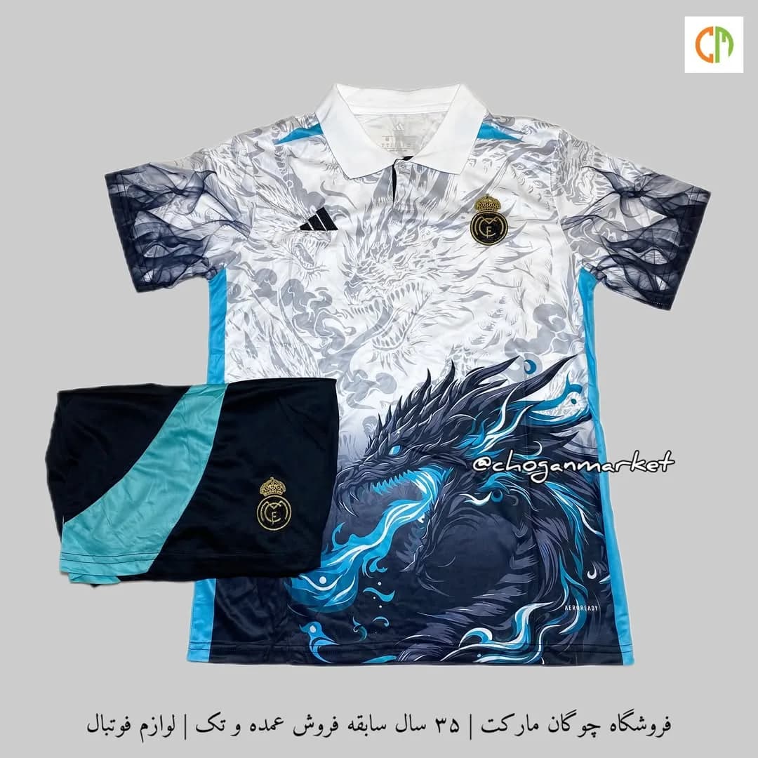 کیت فوتبال، رنگ سفید، مشکی و آبی، جنس پلی‌استر، طرح طرح حیوانی، کوتاه، یقه دار، آستین کوتاه