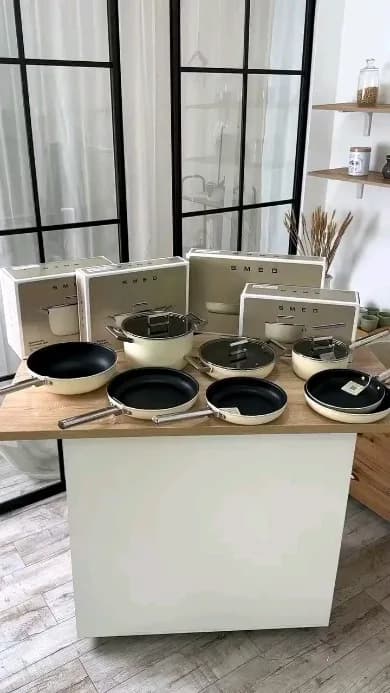 ست قابلمه و تابه اسمگ