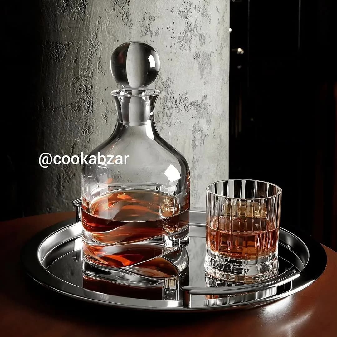 نیم لیوان کریستال تراشدار Nude Glass