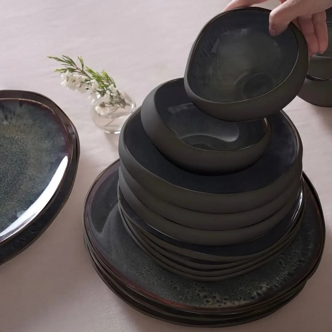 سرویس غذاخوری دوازده نفره کاراجا