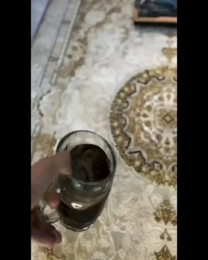 جاروشوی فرش و مبل بیسل، رنگ مشکی، طلایی و شفاف، جنس پلاستیک و فلز، ایستاده برقی