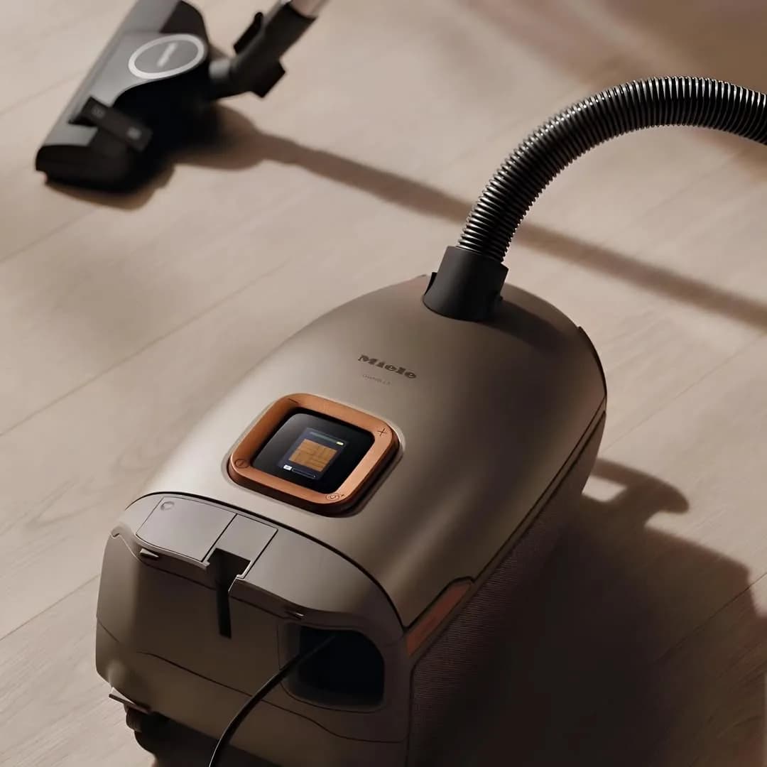 جاروبرقی میله مدل Guard L1