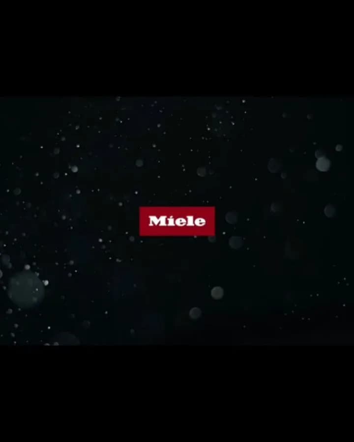 جاروشارژی Triflex HX2 Pro Miele، رنگ خاکستری تیره و مسی، جنس پلاستیک و فلز، قائم، دستی