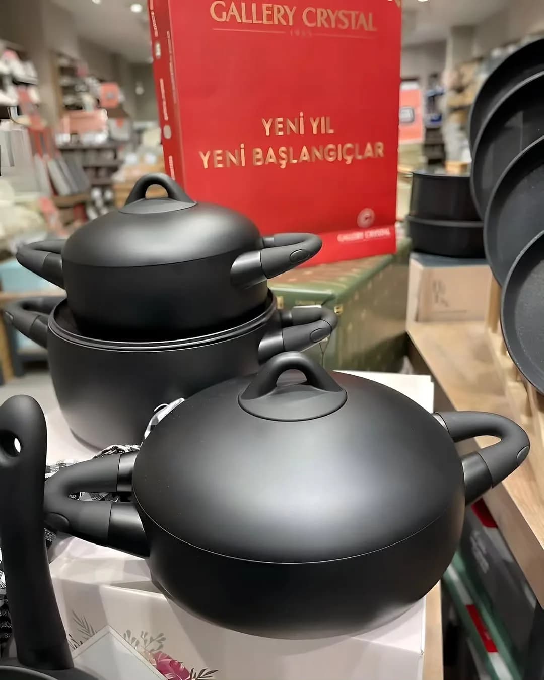 سرویس قابلمه چدنی Blackstone Arow