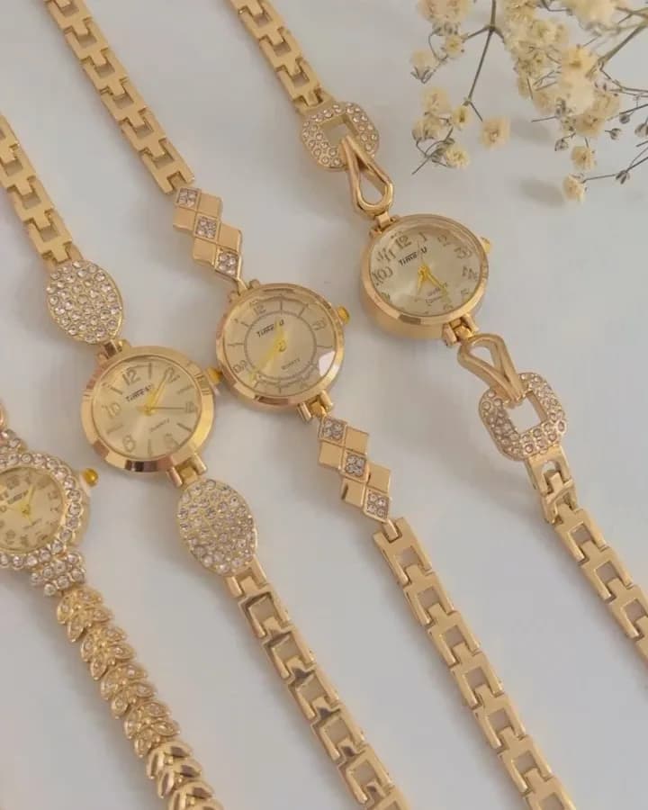 ساعت مچی با دستبند هدیه