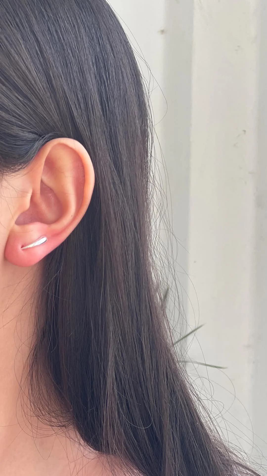 گوشواره ایرکاف تک‌سوراخ، رنگ نقره‌ای، مدل خطی، کوچک