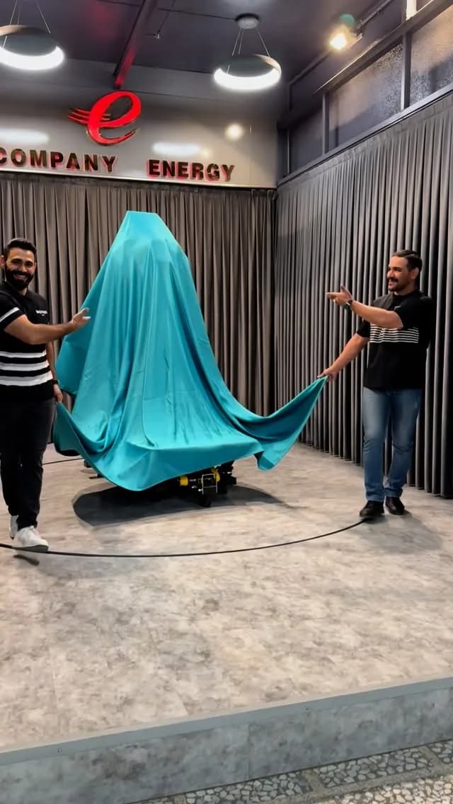 دستگاه بدنسازی انرژی، رنگ فیروزه‌ای و سیاه، جنس پارچه، دستگاه بدنسازی چندکاره