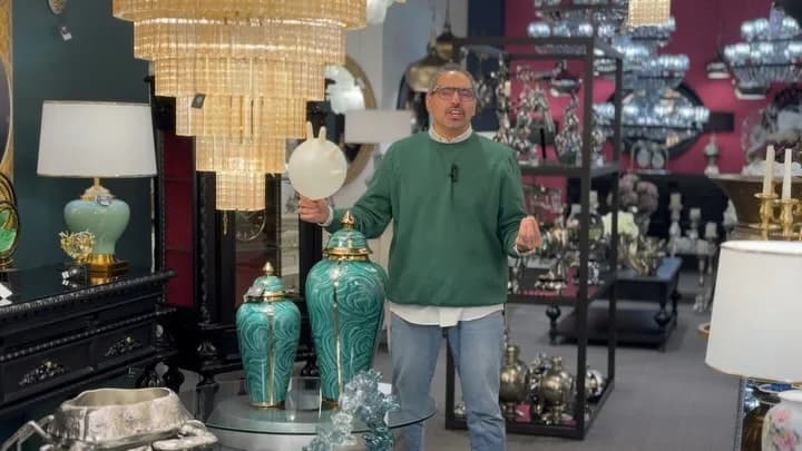جار تزئینی و لوستر، رنگ سبز و طلایی، جنس سرامیک و فلز، طرح طرح مرمر، رومیزی بزرگ
