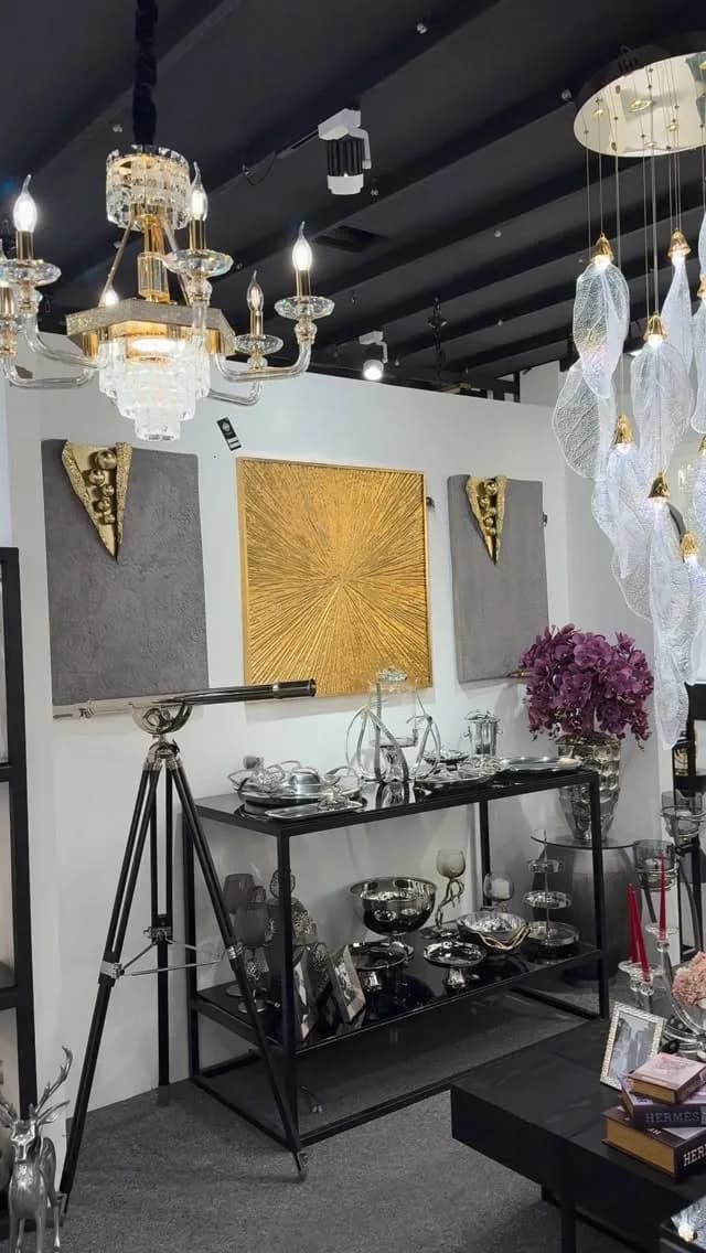 تابلو فلزی مدرن