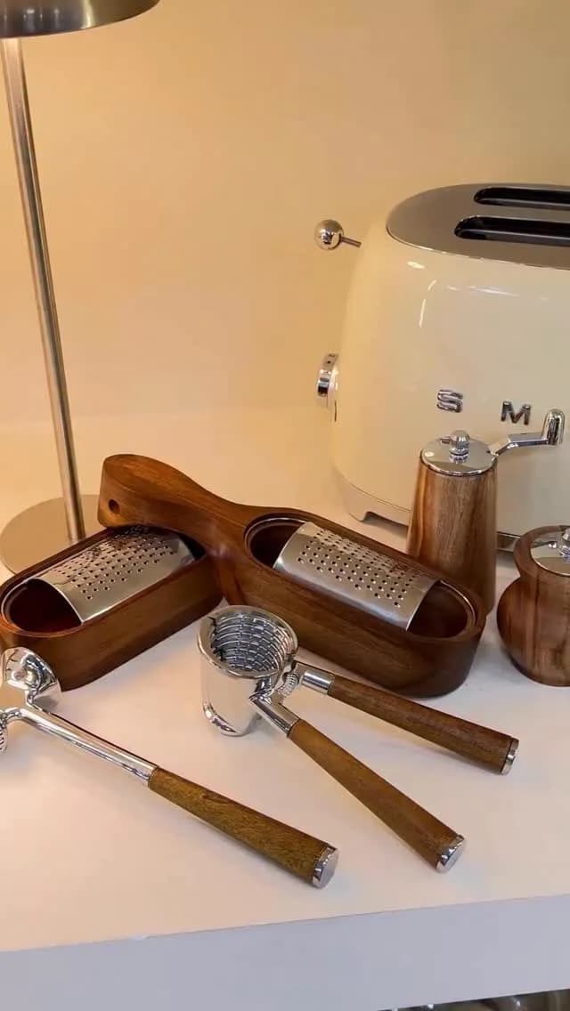 گردوشکن و ابزار آشپزخانه چوبی