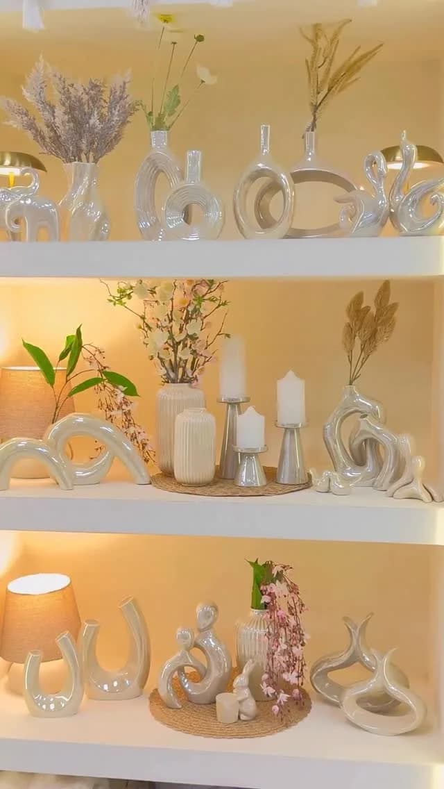 گلدان و شمعدان دکوری