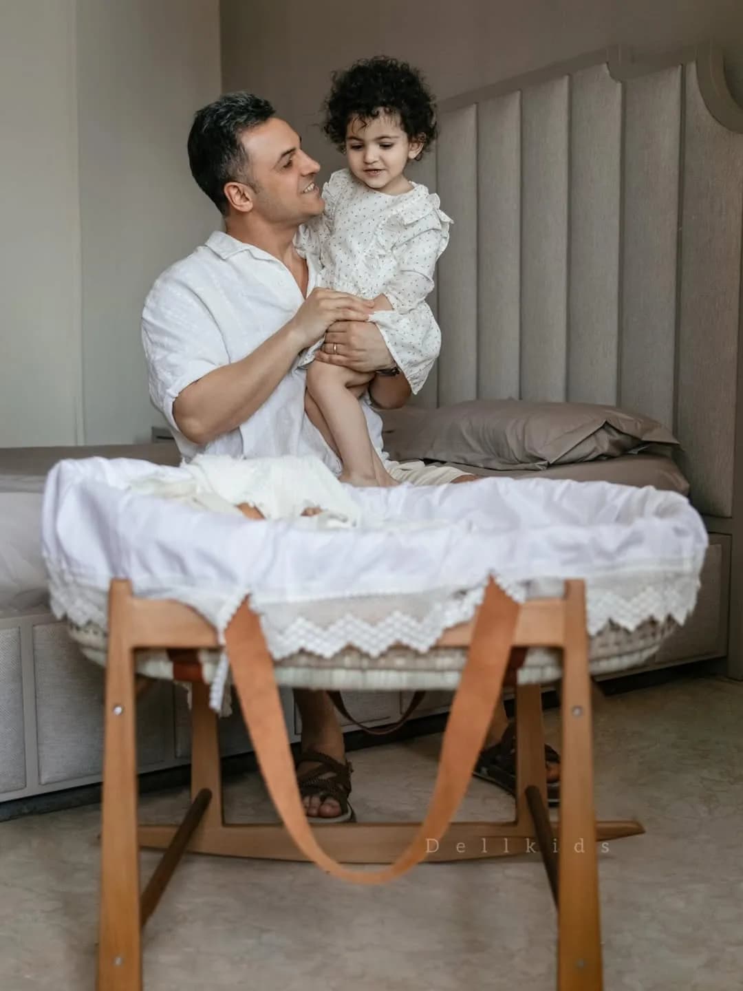 گهواره حصیری چوبی نوزاد