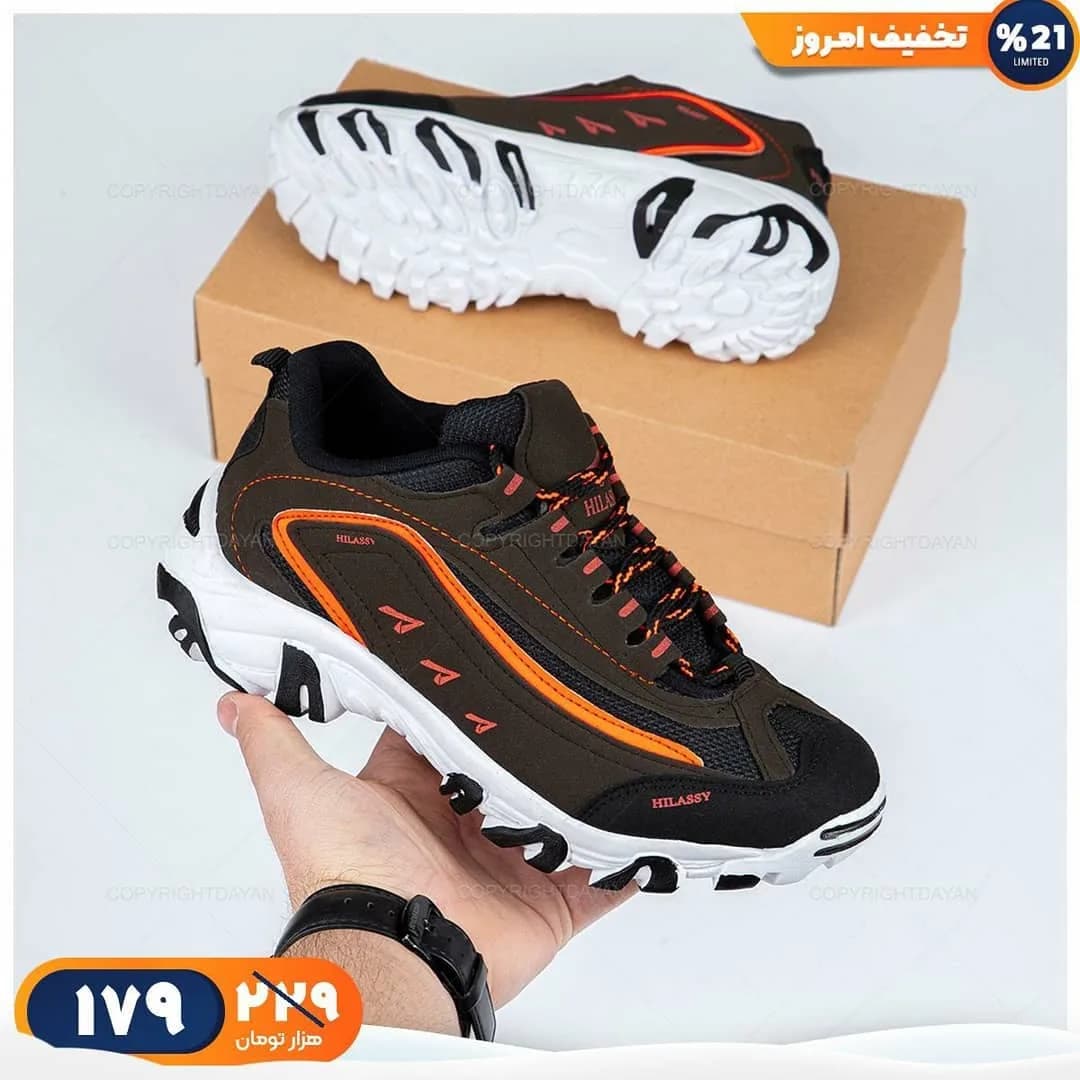 کفش ورزشی، رنگ قهوهای، نارنجی و سفید، کتانی، بنددار، پاشنه تخت