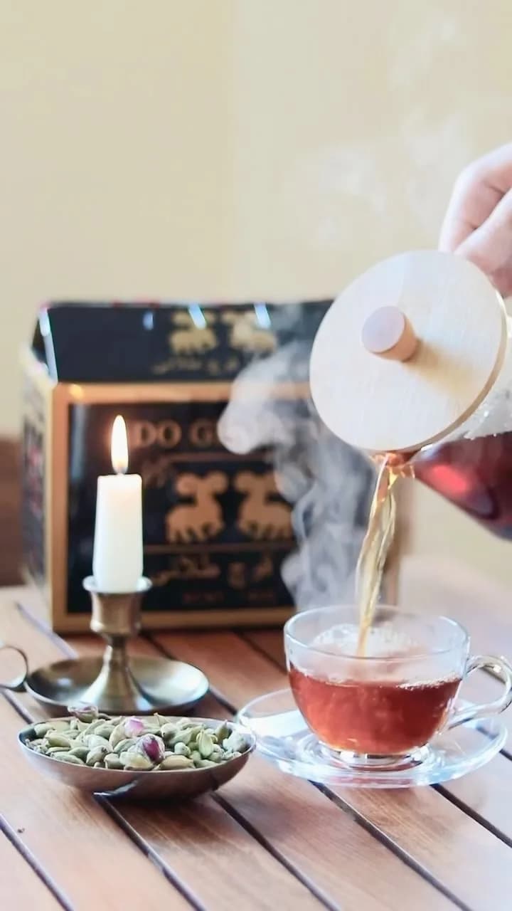 چای شکسته ممتاز ۲.۵ کیلوگرم دوقوچ، رنگ قهوه‌ای، دم‌کرده
