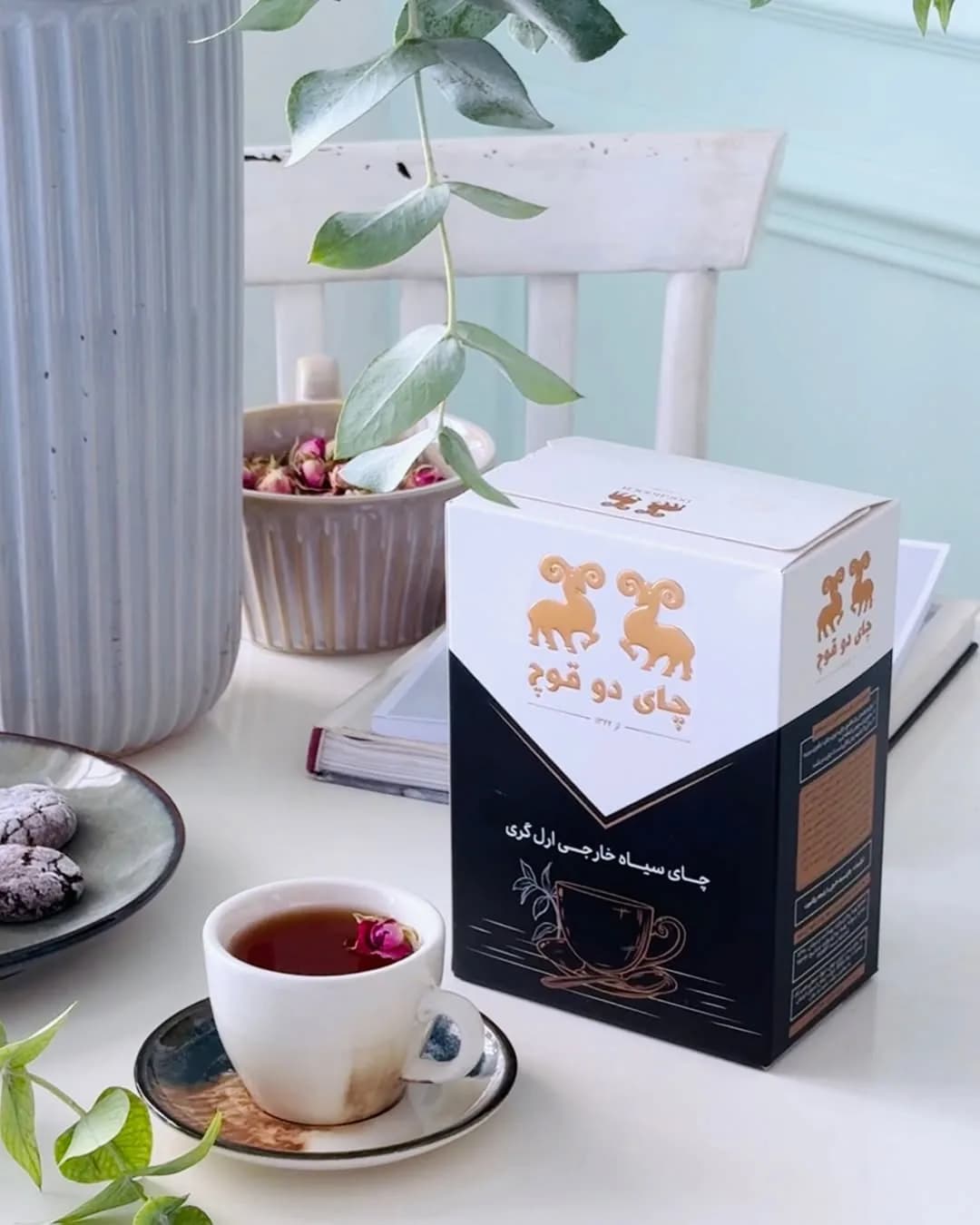 چای ارل گری ۴۵۰ گرمی دوقوچ، رنگ سفید و مشکی، جنس مقوا، جعبه مکعبی