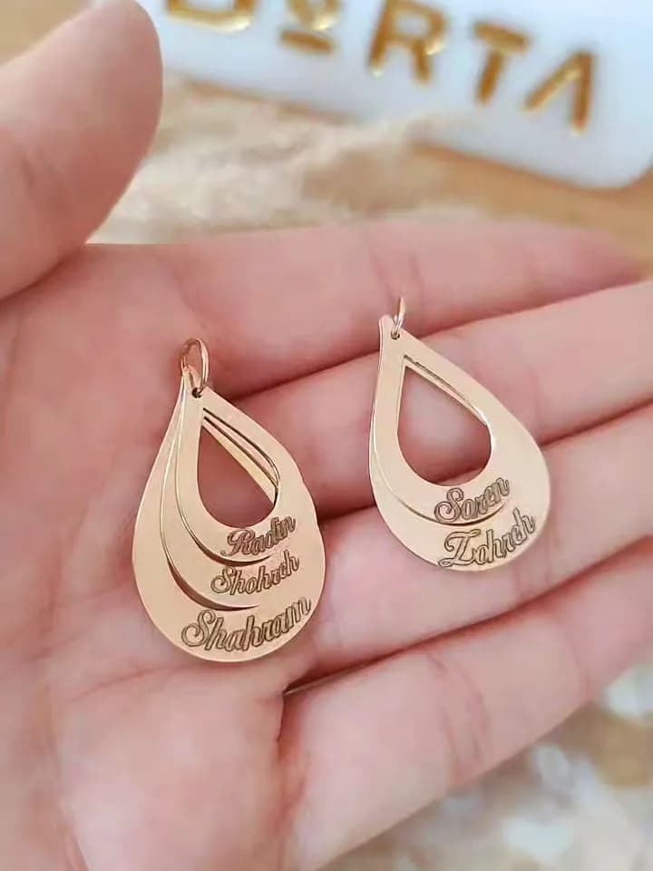 گردنبند اسم، رنگ طلایی، پلاک قطره‌ای