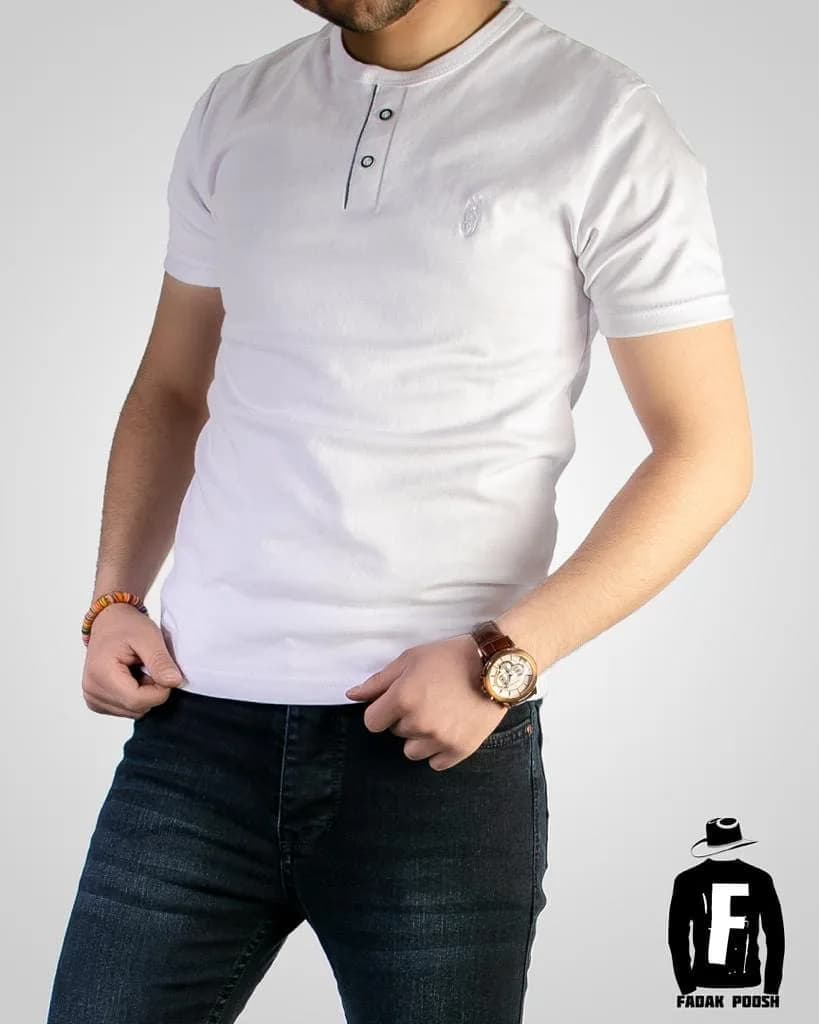 تیشرت آستین کوتاه نخ پنبه، رنگ سفید، یقه دکمهدار، جذب
