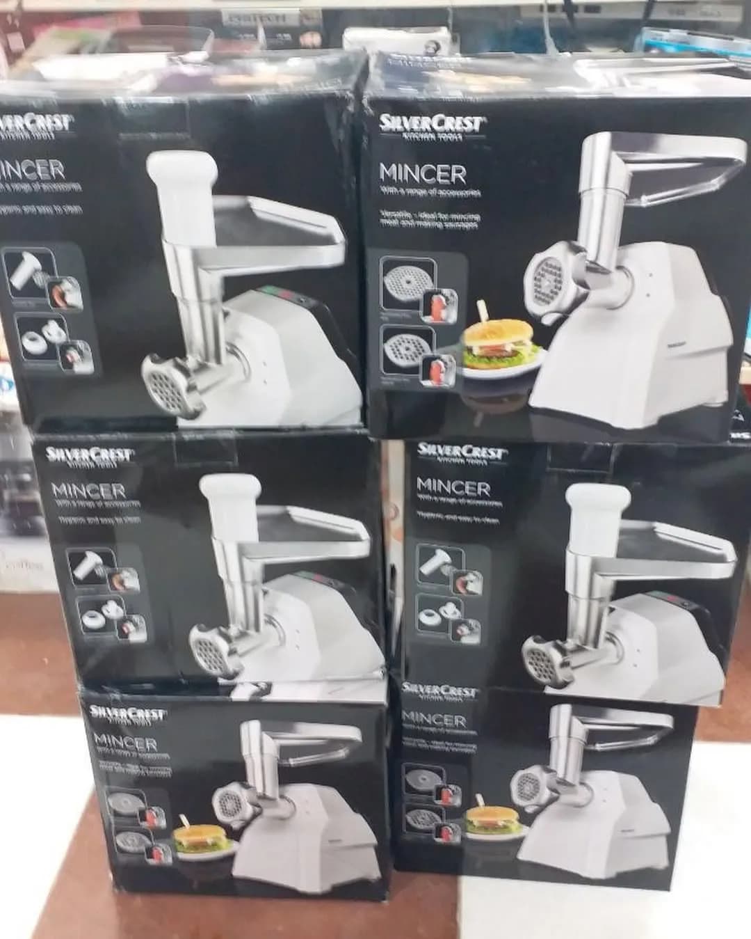 چرخ گوشت سیلورکرست SFW350C1، رنگ سفید، جنس پلاستیک و فلز، رومیزی برقی