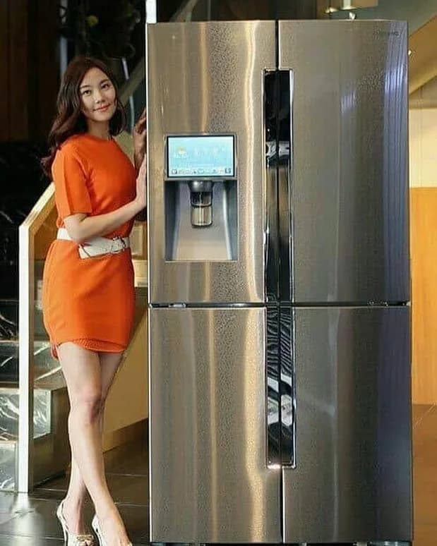 یخچال ساید سامسونگ RF858QALAXW ۳۴ فوت، رنگ نقرهای، جنس استیل، چهار درب