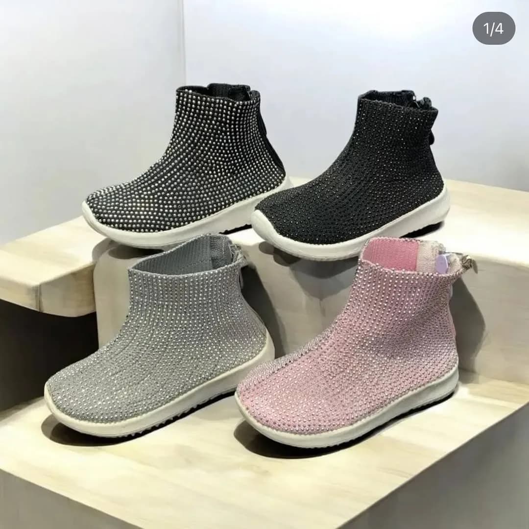 بوت بچگانه سایز ۲۲ تا ۳۷