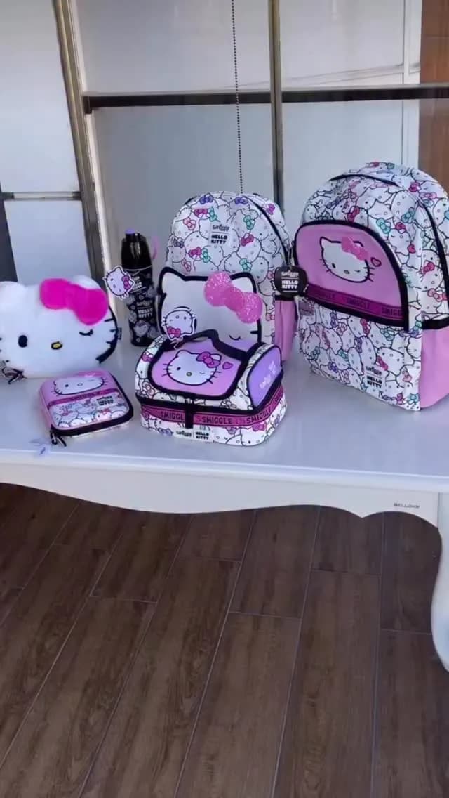ست کوله‌پشتی هلو کیتی اسمیگل