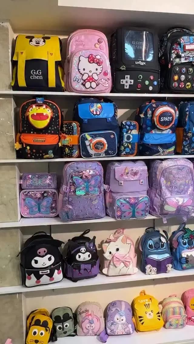 کوله پشتی مدرسه