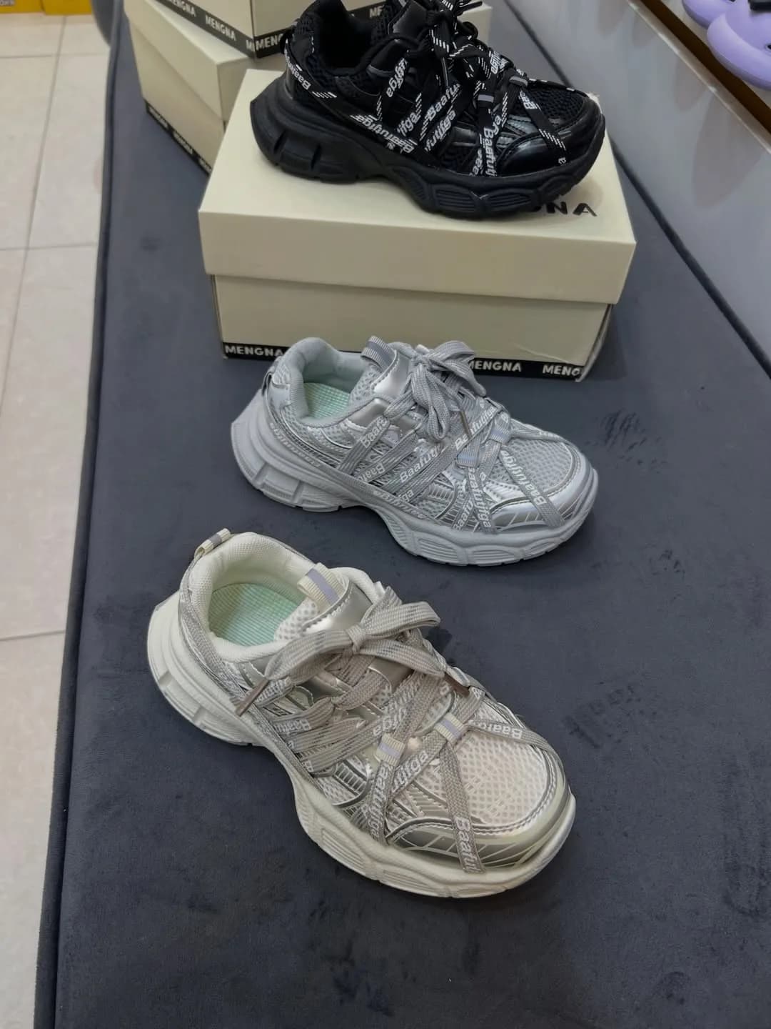 کفش کتانی سایز ۳۲ تا ۳۷