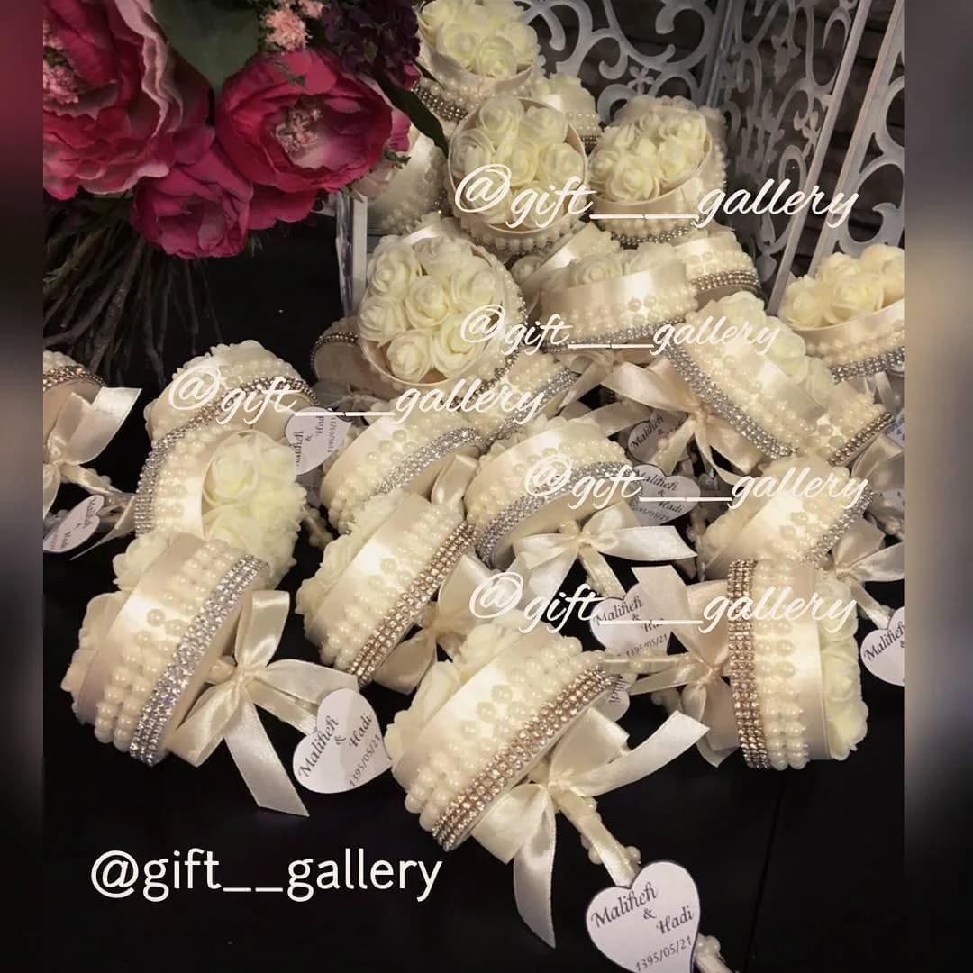 یادبود دسته گل