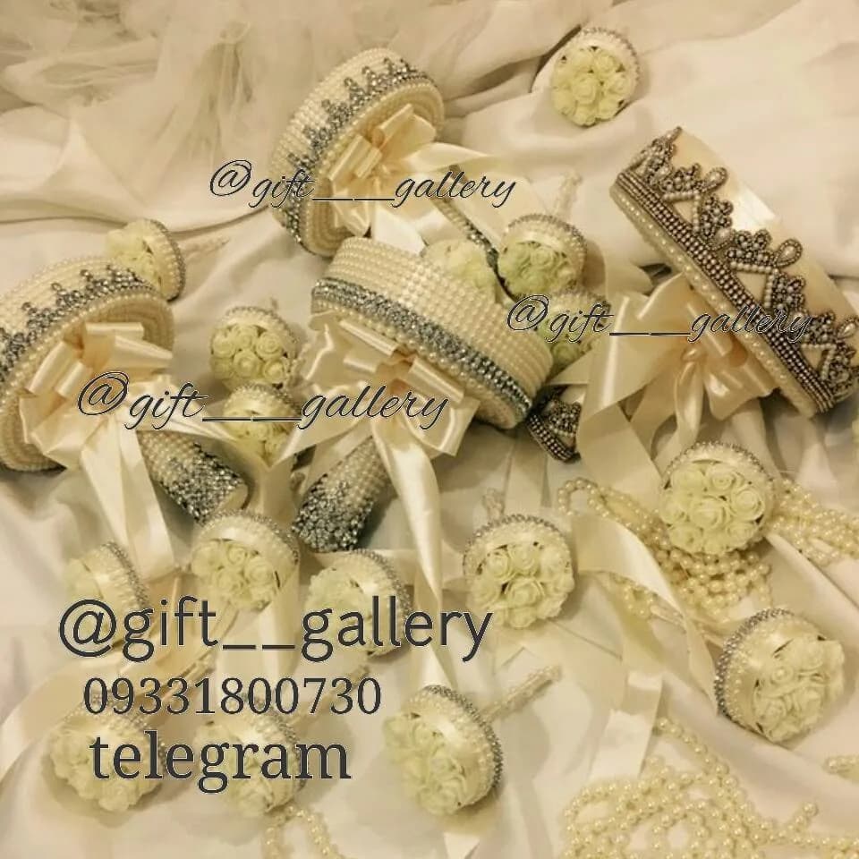 پایه گل عروس