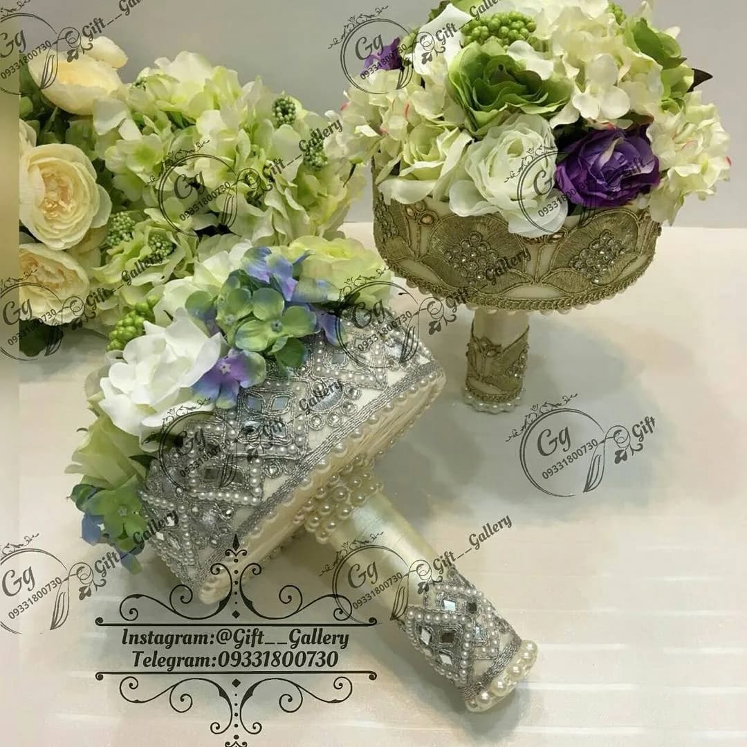 پایه گل گیپور با گل مصنوعی
