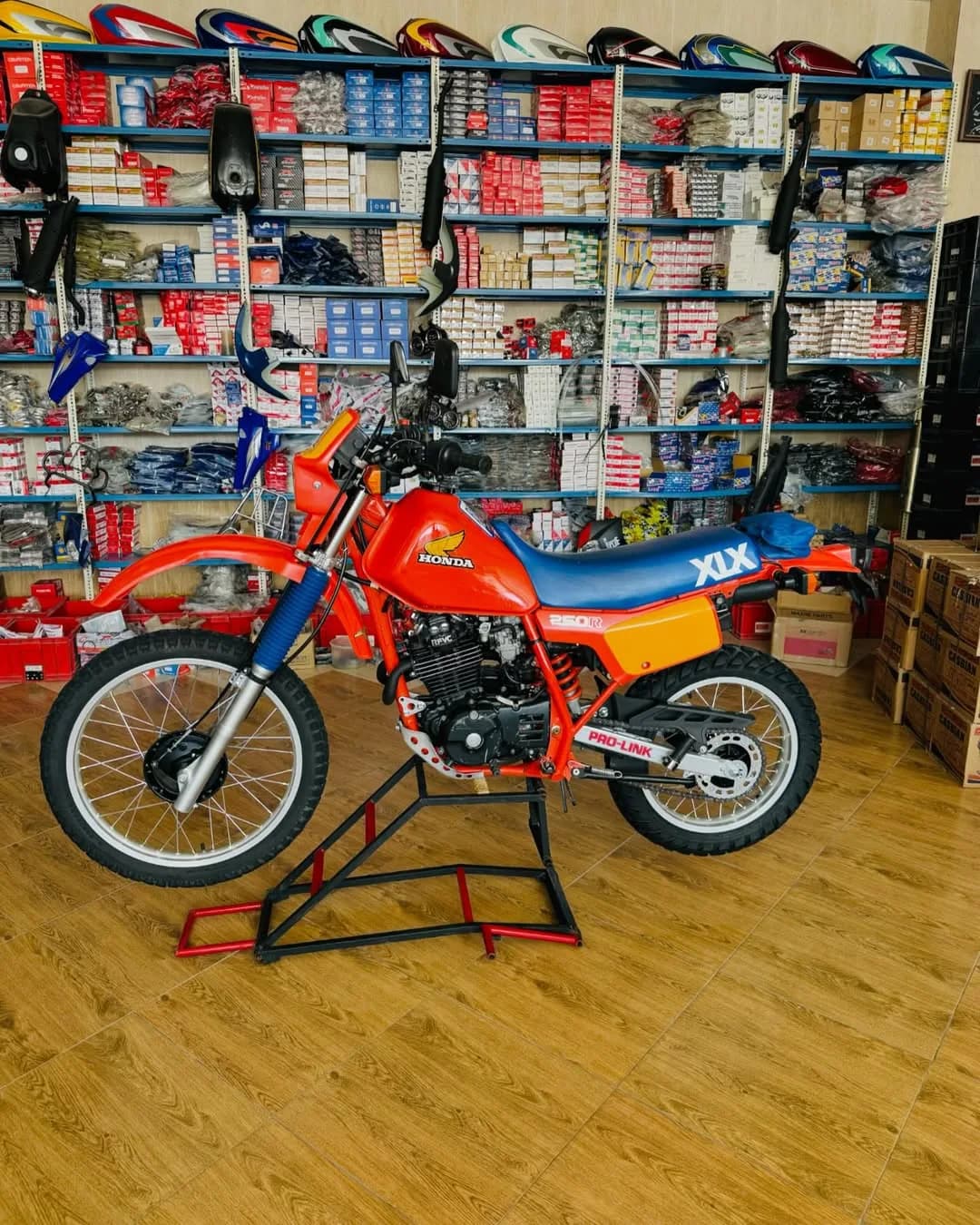 موتورسیکلت هوندا XLX 250R مدل ۱۹۸۳