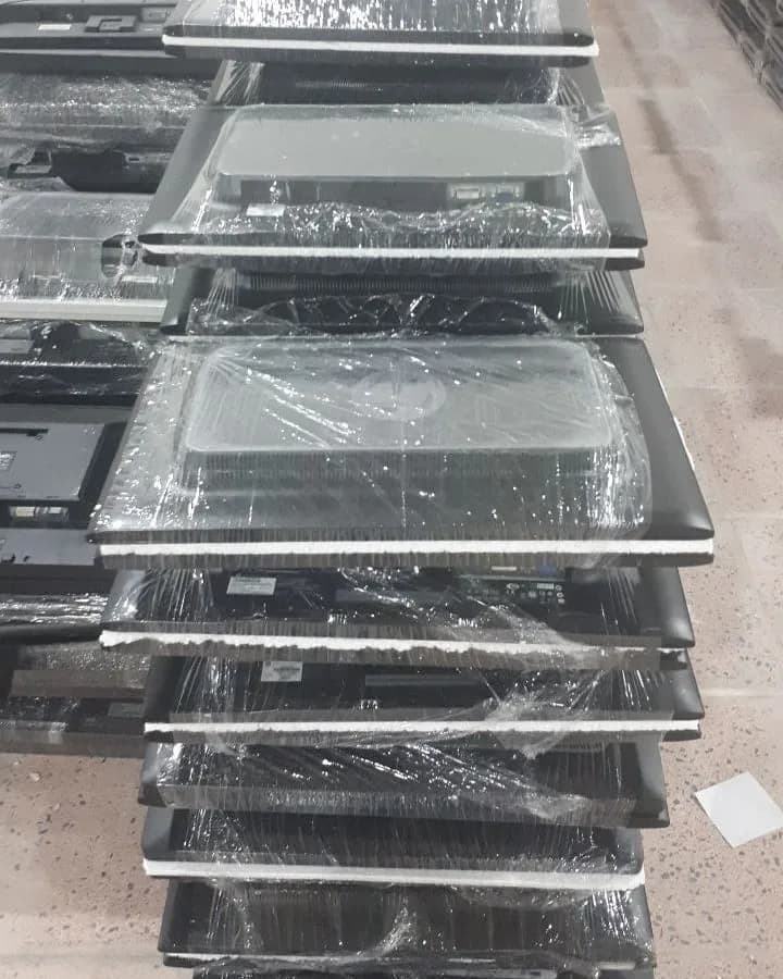 مانیتور الایدی ۲۲ اینچ HP P221، رنگ مشکی، مانیتور تخت