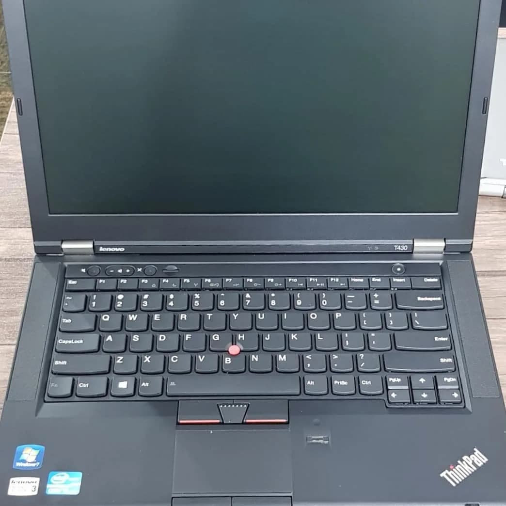 لپتاپ لنوو T430 Lenovo، رنگ مشکی، جنس پلاستیک