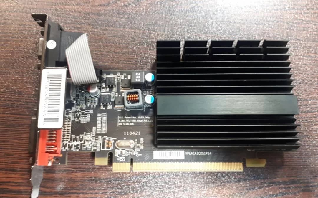 کارت گرافیک HD6450 2GB، رنگ مشکی، جنس فلز، کارت گرافیک رومیزی