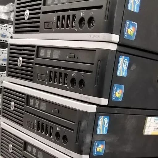 مینی کیس اچپی 8300 i5 HP، رنگ مشکی و نقرهای، جنس فلز و پلاستیک، کیس ایستاده