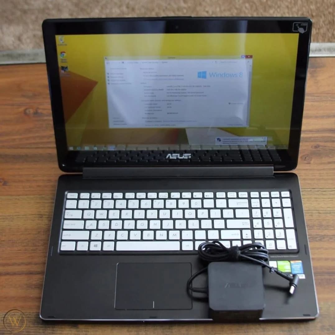 لپتاپ ایسوس Q551L core i7، رنگ مشکی و سفید، جنس پلاستیک، ۱۵.۶ اینچ