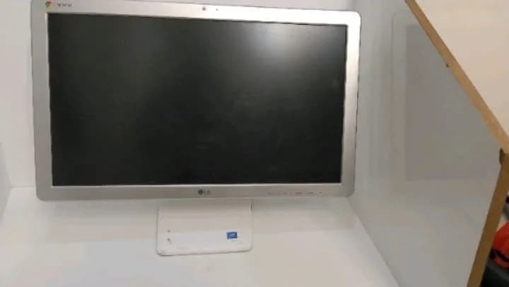 مانیتور اسمارت ال جی 22CV241 LG، رنگ نقرهای و مشکی، مانیتور تخت
