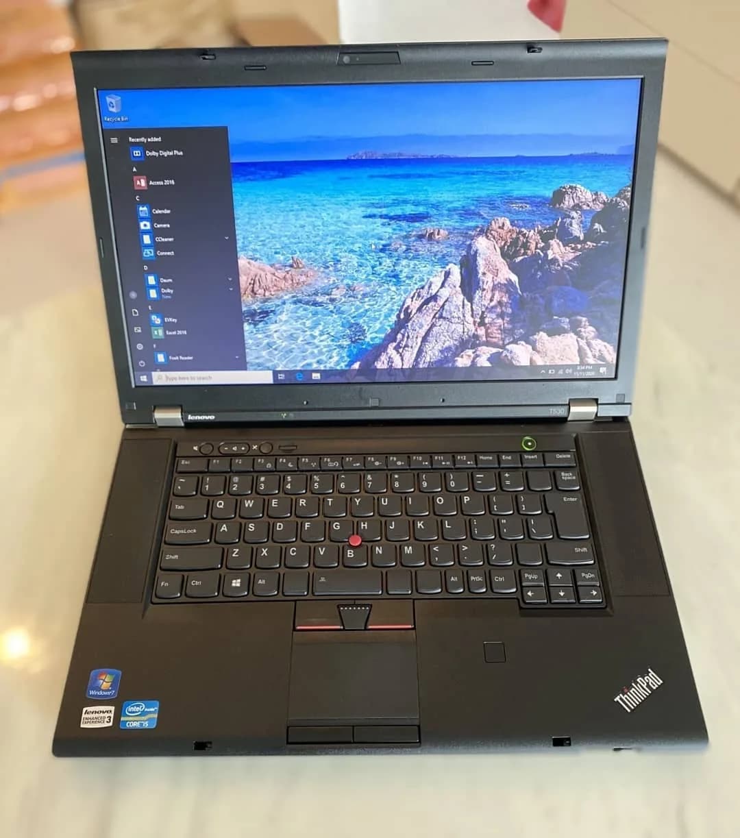 لپ تاپ لنوو تینکپد استوک ۱۵.۶ اینچ، رنگ مشکی، جنس پلاستیک، ThinkPad