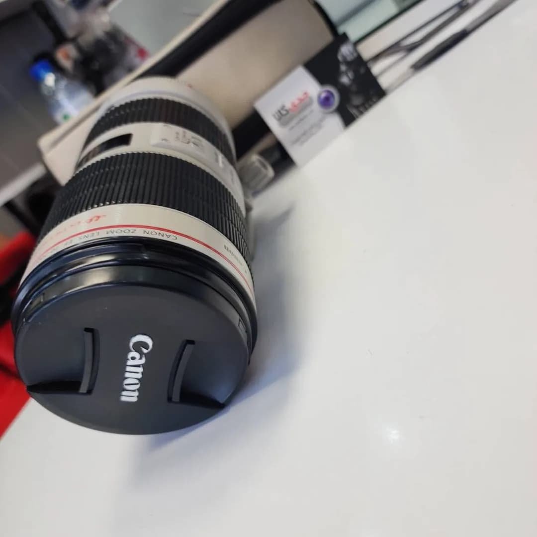 لنز EF 70-200mm F2.8L IS III USM کانن، رنگ سفید و مشکی، زوم