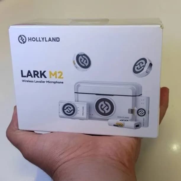 میکروفون بیسیم Lark M2 هالیلند، رنگ سفید، جنس پلاستیک، یقهای