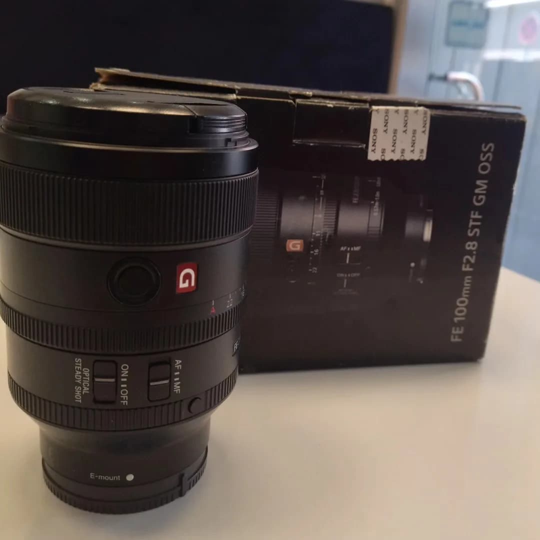 لنز 100mm F2.8 GM کارکرده سونی