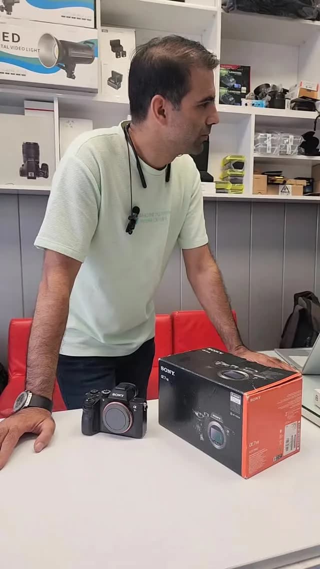 دوربین A7R III کارکرده، رنگ مشکی، DSLR