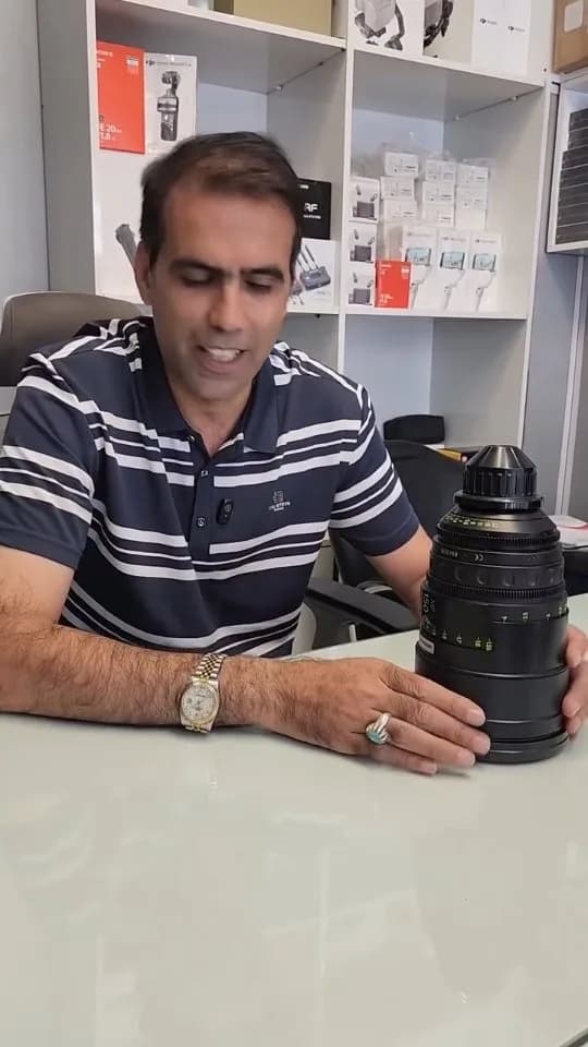 لنز سینمایی Master Prime 150mm T1.3 آری، رنگ مشکی، جنس فلز و شیشه، استوانهای بلند