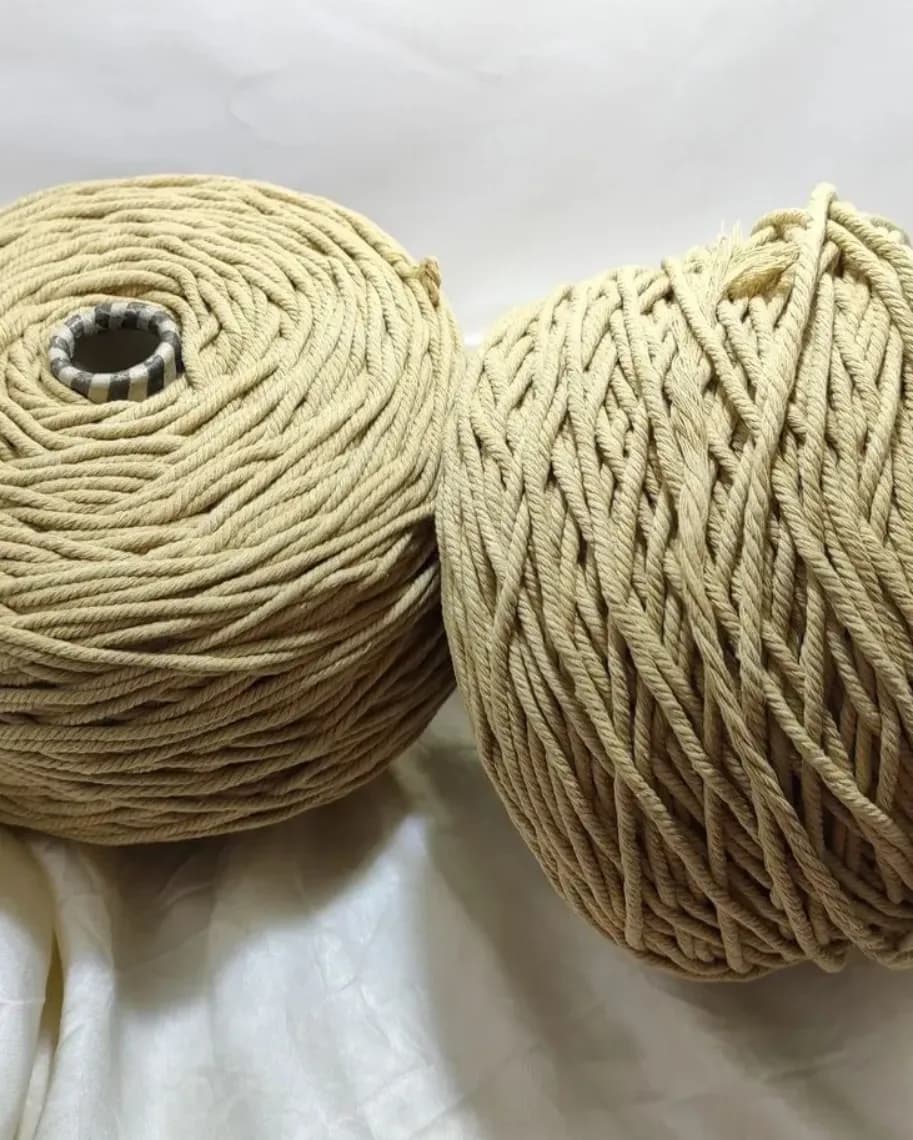 نخ مکرومه کتان پنبه — رنگ کرم — نمای جزئیات — مکرومه